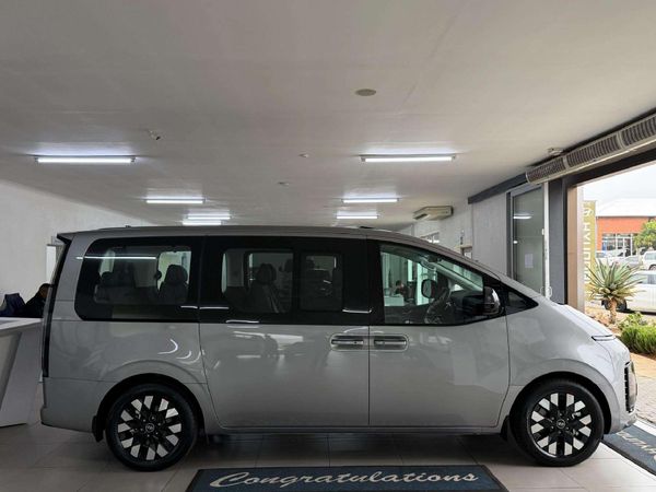 2026-Hyundai-Staria-22d-Luxury-Auto image:7