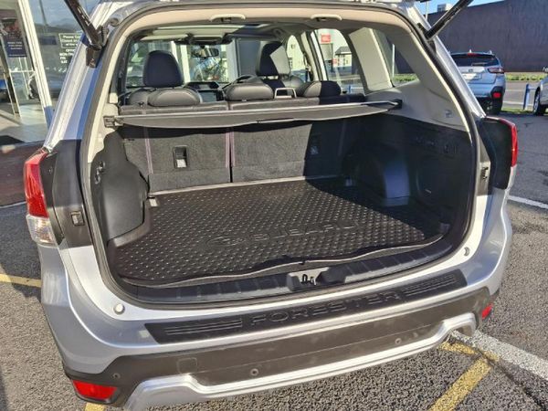 2024-Subaru-Forester-20i-S-ES-Auto image:6