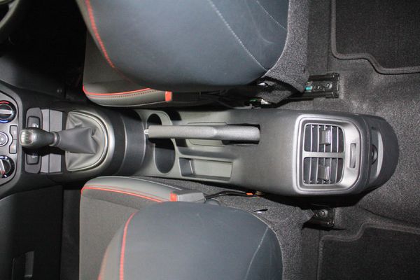 2024-Hyundai-Grand-i10-10-Motion image:17
