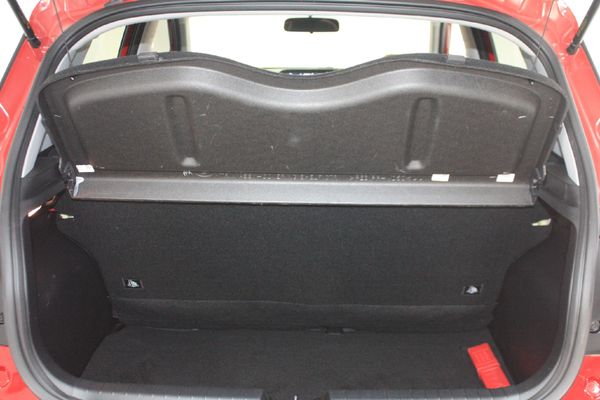 2024-Hyundai-Grand-i10-10-Motion image:19