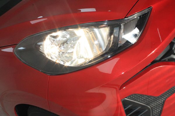 2024-Hyundai-Grand-i10-10-Motion image:7