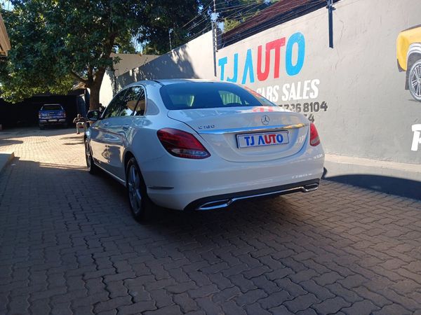 2014-Mercedes-Benz-C-Class-C-180-Auto image:3