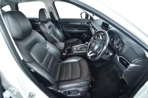 2020-Mazda-CX-5-22-DE-Akera-Auto-AWD image:14