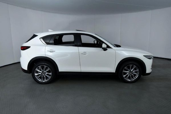 2020-Mazda-CX-5-22-DE-Akera-Auto-AWD image:4