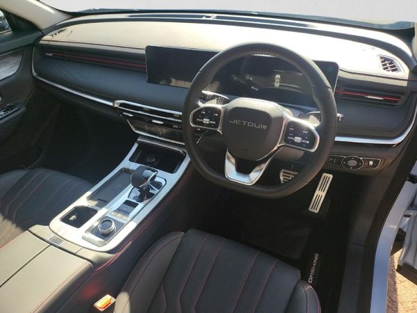 2026-Jetour-Dashing-15T-Momentum image:13