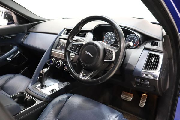 2018-Jaguar-E-Pace-P300-20-HSE-221kW image:11