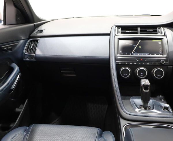 2018-Jaguar-E-Pace-P300-20-HSE-221kW image:13