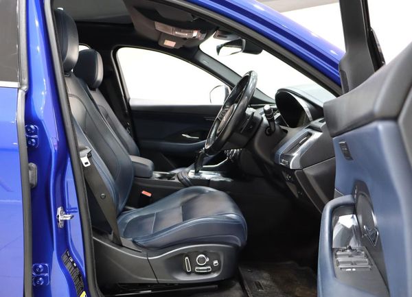 2018-Jaguar-E-Pace-P300-20-HSE-221kW image:24