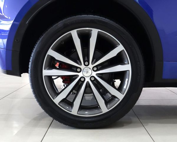 2018-Jaguar-E-Pace-P300-20-HSE-221kW image:6