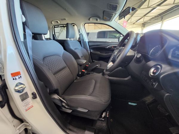 2026-Toyota-Urban-Cruiser-15-XR-Auto image:16