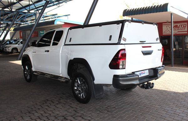 2020-Toyota-Hilux-24-GD-6-Raised-Body-SRX-Auto-Extended-Cab image:4