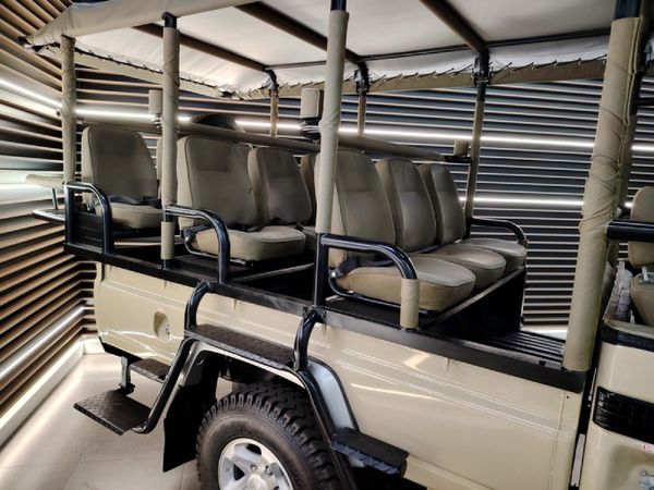 2024-Toyota-Land-Cruiser-79-42-D-Single-Cab image:19