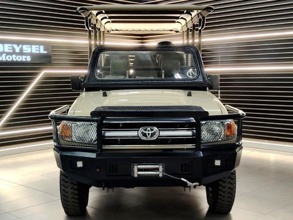 2024-Toyota-Land-Cruiser-79-42-D-Single-Cab image:27