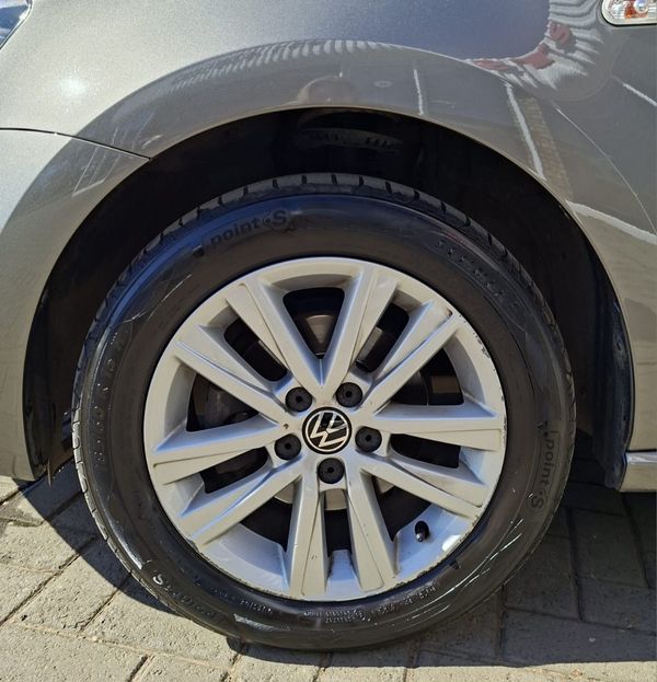 2023-Volkswagen-Polo-Vivo-14-Trendline-5-dr image:10