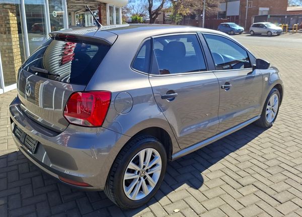 2023-Volkswagen-Polo-Vivo-14-Trendline-5-dr image:7