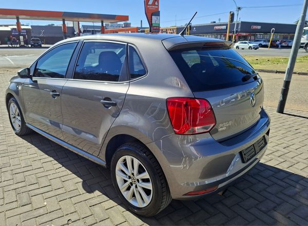 2023-Volkswagen-Polo-Vivo-14-Trendline-5-dr image:8