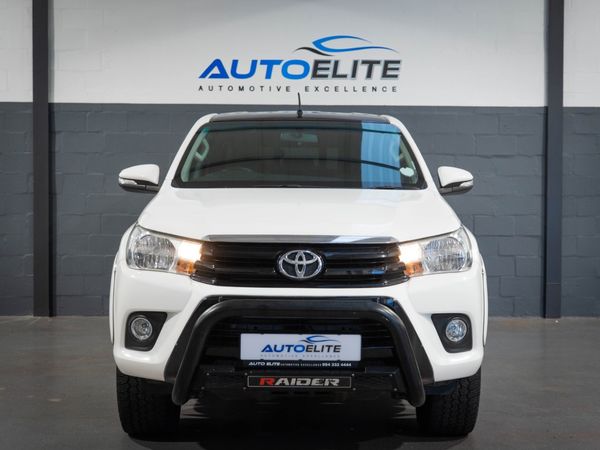 2017-Toyota-Hilux-28GD-6-Double-Cab-Raider-Black-Limited-Edition-Au image:9