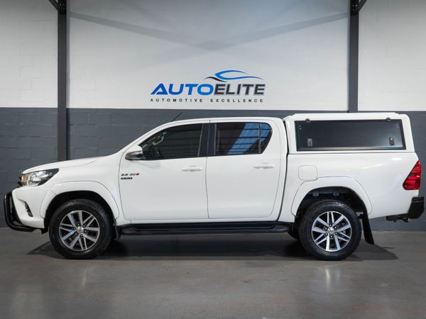 2017-Toyota-Hilux-28GD-6-Double-Cab-Raider-Black-Limited-Edition-Au image:7