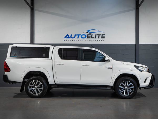2017-Toyota-Hilux-28GD-6-Double-Cab-Raider-Black-Limited-Edition-Au image:8