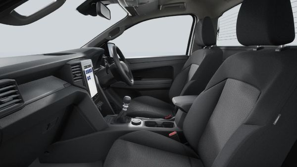 2026-Volkswagen-Amarok-20-TDI-125kW-Single-Cab-4Motion image:11