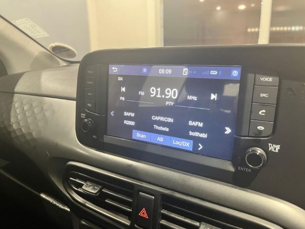 2024-Hyundai-Grand-i10-12-Motion-Auto image:13