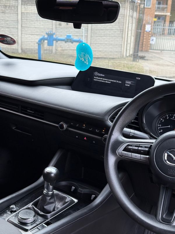 2019-Mazda-3-16-Active-5-dr image:9