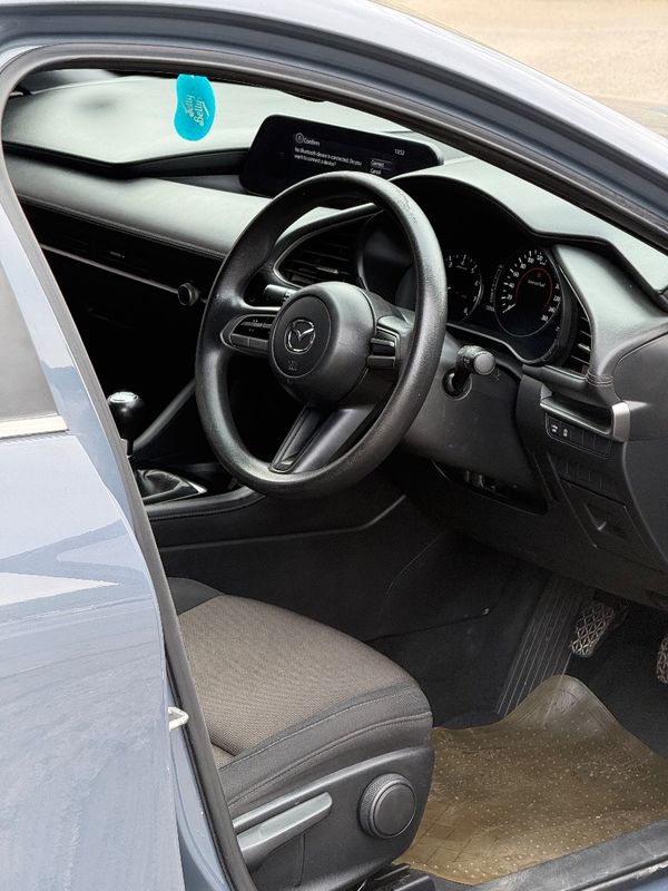 2019-Mazda-3-16-Active-5-dr image:14