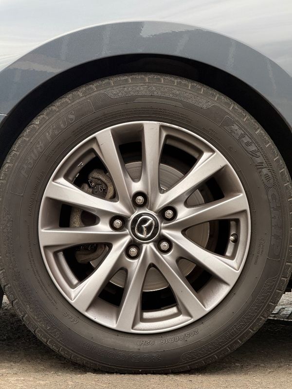 2019-Mazda-3-16-Active-5-dr image:8
