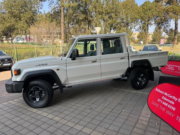 2026-Toyota-Land-Cruiser-79-42-D-Double-Cab image:9