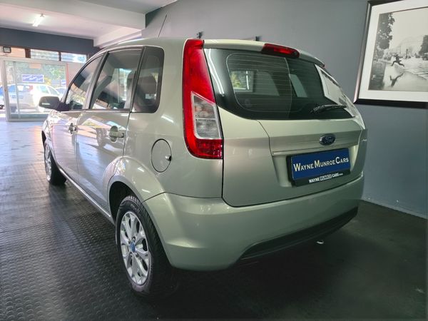 2015-Ford-Figo-2015-Ford-Figo-14-Trend-5dr image:3