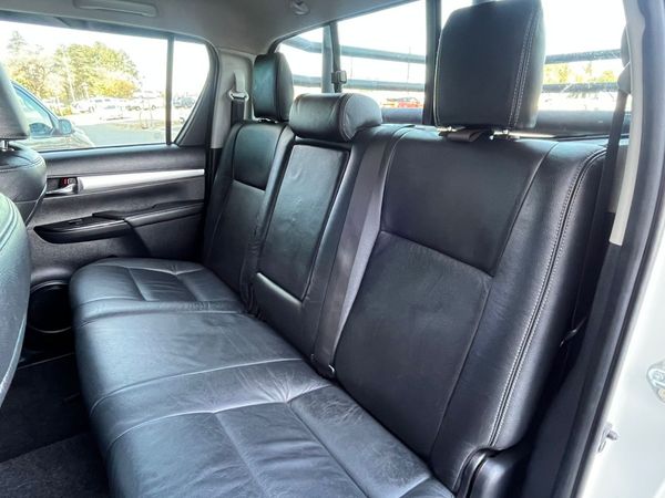2018-Toyota-Hilux-28-GD-6-Raider-4x4-Double-Cab-Auto image:14