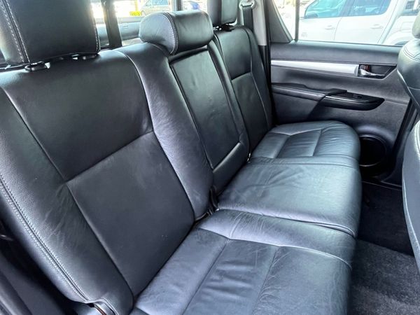 2018-Toyota-Hilux-28-GD-6-Raider-4x4-Double-Cab-Auto image:15