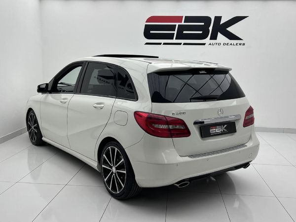 2014-Mercedes-Benz-B-Class-B-200-BE-Auto image:3