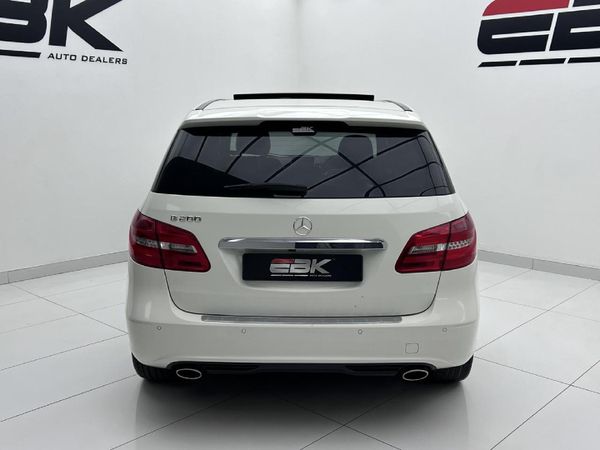 2014-Mercedes-Benz-B-Class-B-200-BE-Auto image:4