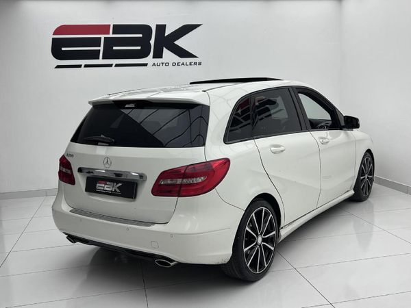 2014-Mercedes-Benz-B-Class-B-200-BE-Auto image:5