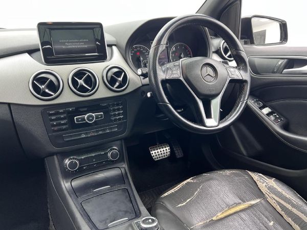 2014-Mercedes-Benz-B-Class-B-200-BE-Auto image:7