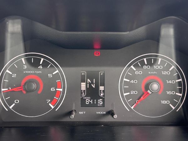 2020-Mahindra-KUV-100-12-K2-NXT image:9