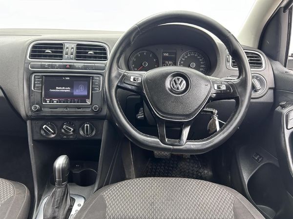 2019-Volkswagen-Polo-16-Comfortline-Auto image:8