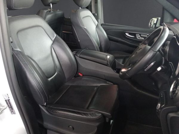 2024-Mercedes-Benz-V-Class-V-300d-Exclusive image:9