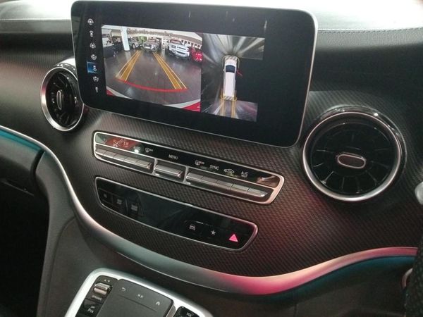 2024-Mercedes-Benz-V-Class-V-300d-Exclusive image:15
