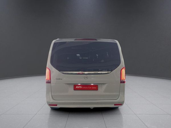 2024-Mercedes-Benz-V-Class-V-300d-Exclusive image:5