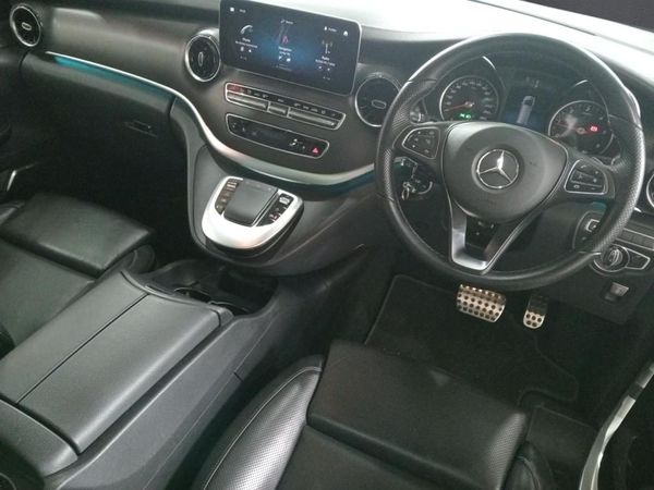 2024-Mercedes-Benz-V-Class-V-300d-Exclusive image:8
