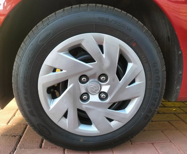 2023-Hyundai-Grand-i10-10-Motion image:10