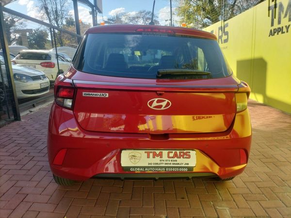 2023-Hyundai-Grand-i10-10-Motion image:13