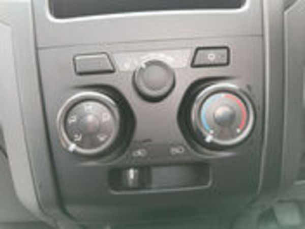 2026-Isuzu-D-Max-250C-Fleetside-Single-Cab image:18