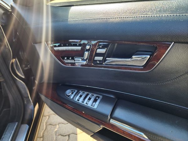 2008-Mercedes-Benz-CL-500 image:14
