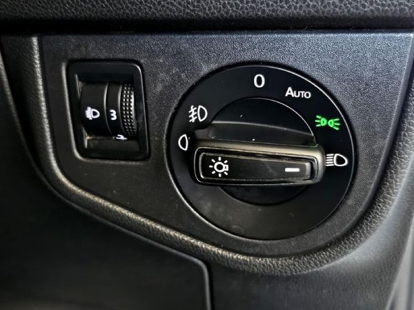 2026-Volkswagen-Polo-10-TSI-Life-Auto-DSG image:21