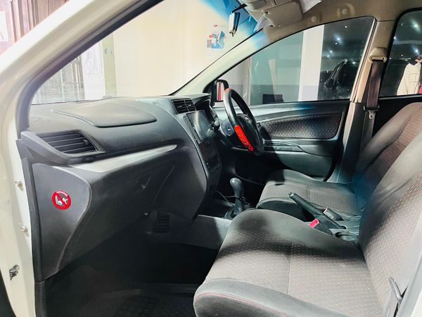2021-Toyota-Avanza-15-SX image:16