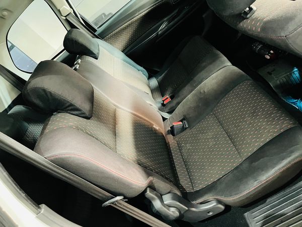 2021-Toyota-Avanza-15-SX image:17
