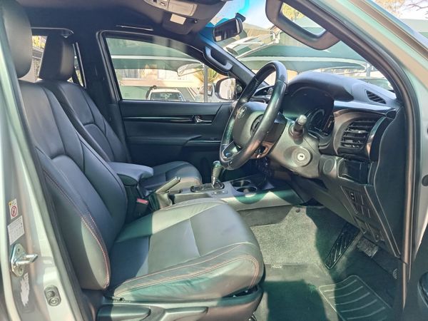 2018-Toyota-Hilux-28-GD-6-Raider-4x4-Double-Cab-Auto image:4